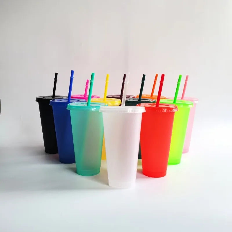 5PCS Assorted Solid Color Reusable 24Oz Plastic Cold Cup Coloured Cup Colored Straw Cup Glasses with Straw and Lid No Logo 710ML