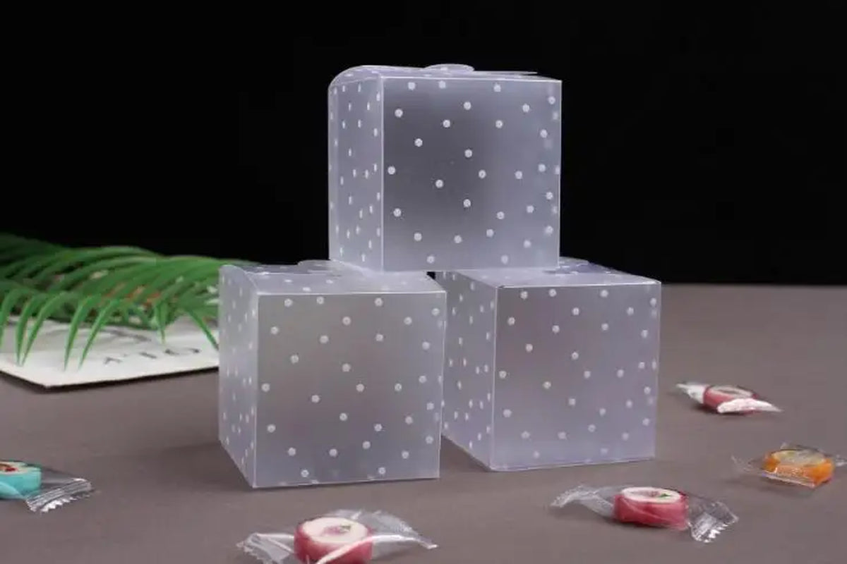 50Pcs/Lot Clear PVC Candy Packaging Box Square Transparent Cake Box Dot DIY Plastic Packaging Gift Box Wedding Party Decorations
